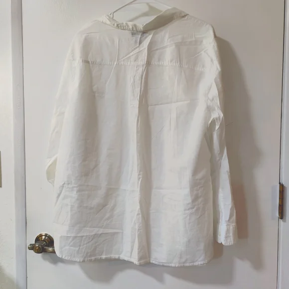 Old Navy White Button Down Shirt - Picture 2 of 4